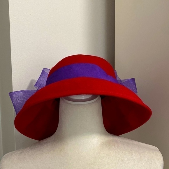 Red Hat Society Purple Ribbon Flower Derby Wool Hat Christmas Holiday Party - Picture 3 of 16